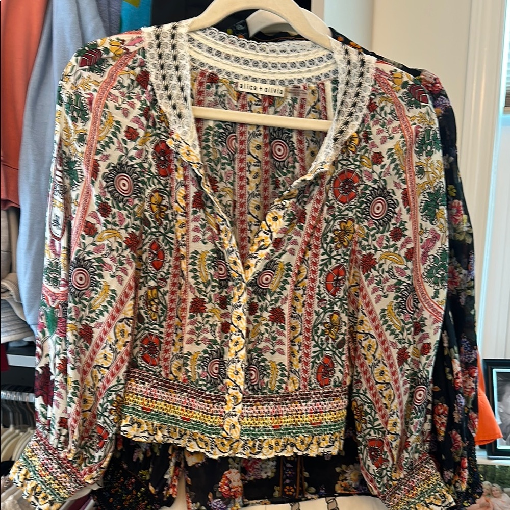 Alice + Olivia Red and Green Graphic Bib Collar Blouse